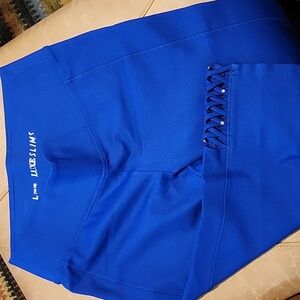 Luxe Slims Capri Pants